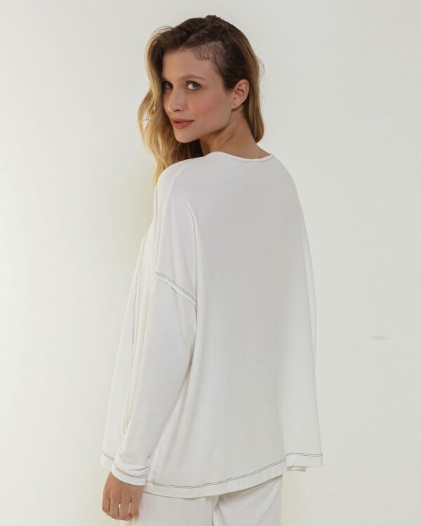 Blusa com Manga Longa em Malha com  Recortes a Fio - Imagem 4