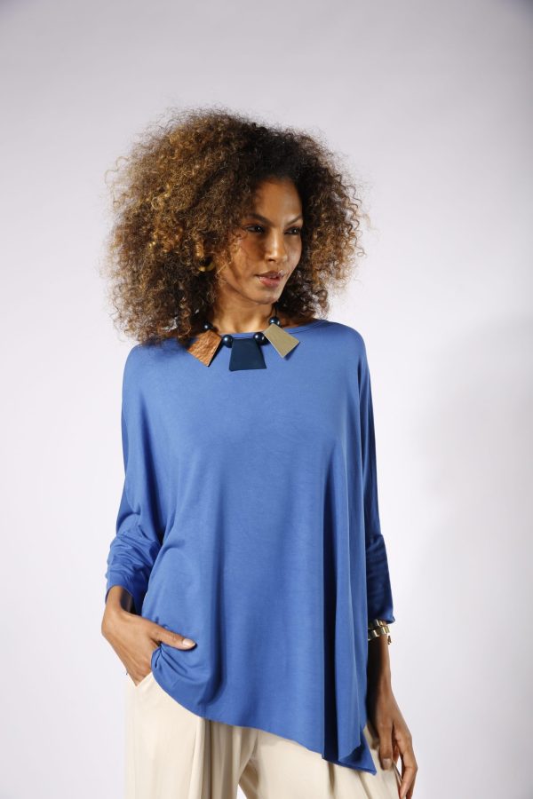 Blusa Diagonal Feminina em Malha Lisa - Cores - Imagem 1
