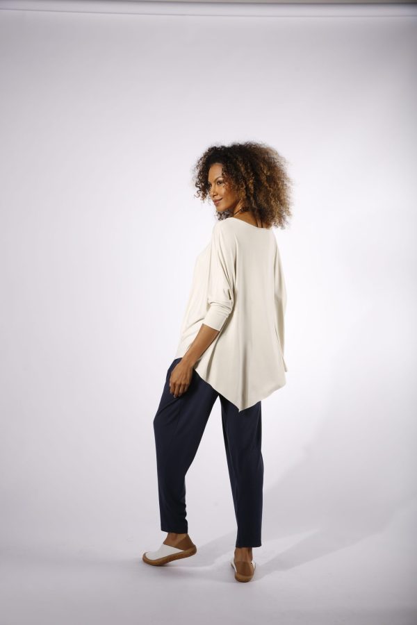Blusa Diagonal Feminina em Malha Lisa - Cores - Imagem 13