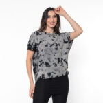 Blusa Feminina Estampada Tie Dye Com Mangas Curtas - Preto - Imagem 2
