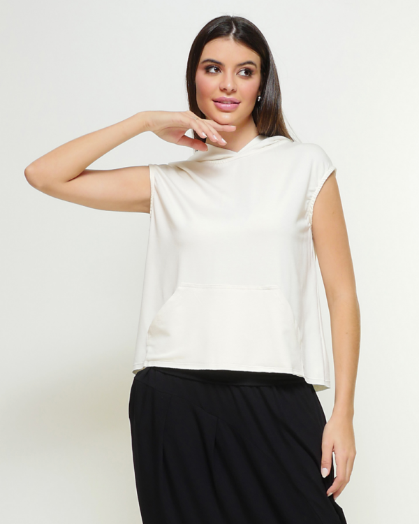 Colete Feminino com Capuz Moletinho - Off - Imagem 1