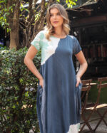 Vestido Tie Dye em Malha Manga Curta - Azul - Imagem 2