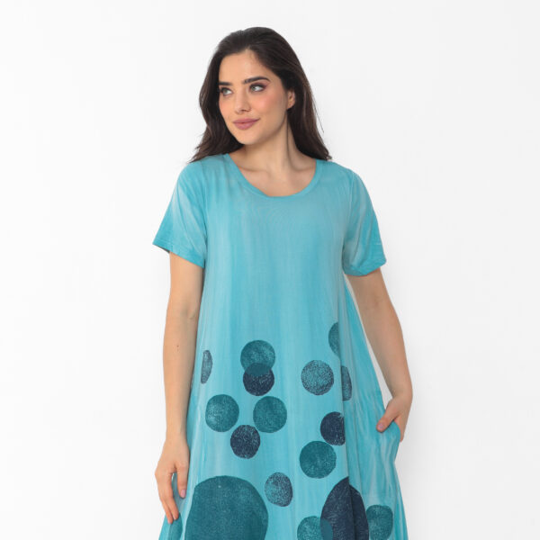 Vestido em Malha Estampado Com Bolsos E Mangas Curtas - Azul Bolas - Imagem 2