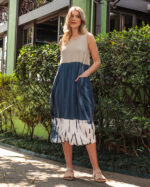 Vestido Sem Manga Estampado em Malha Com Bolsos - Bicolor