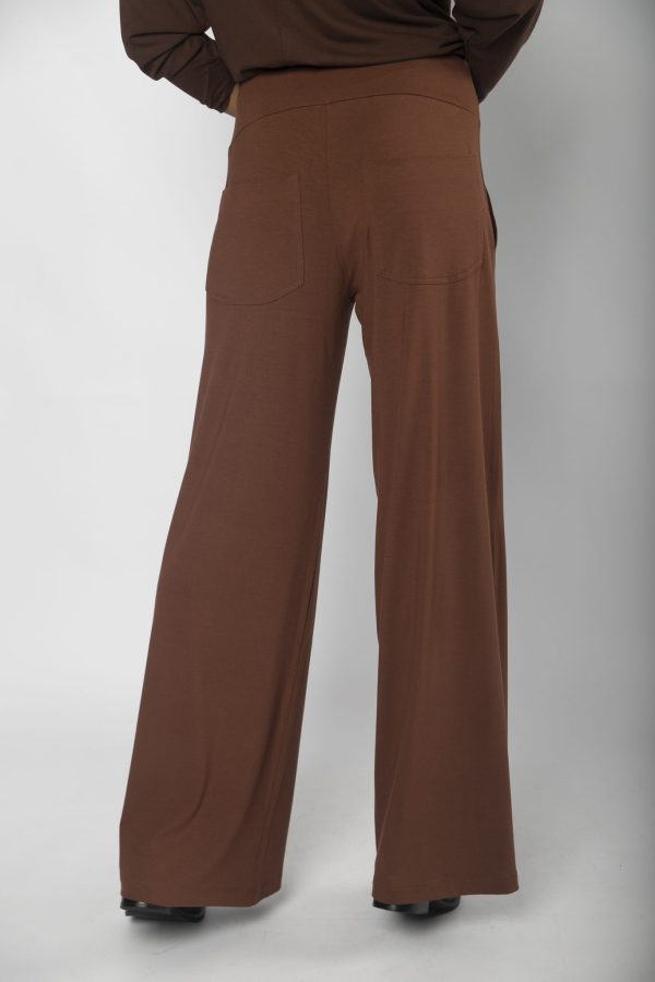 Calça Feminina em Malha com Bolsos - Imagem 3