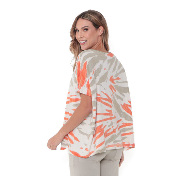 Blusa Feminina Estampada De Malha - Bicolor - Imagem 5