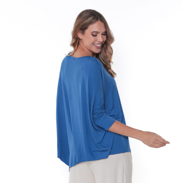 Blusa Diagonal Feminina em Malha Lisa - Imagem 14
