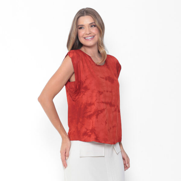 Blusa Feminina em Malha Estampada - Laranja - Imagem 4