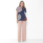 Blusa Feminina Em Malha Estampada - Marinho - Imagem 2