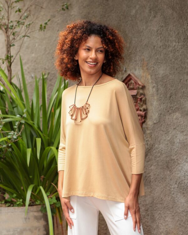 Blusa Feminina em Malha - Imagem 2
