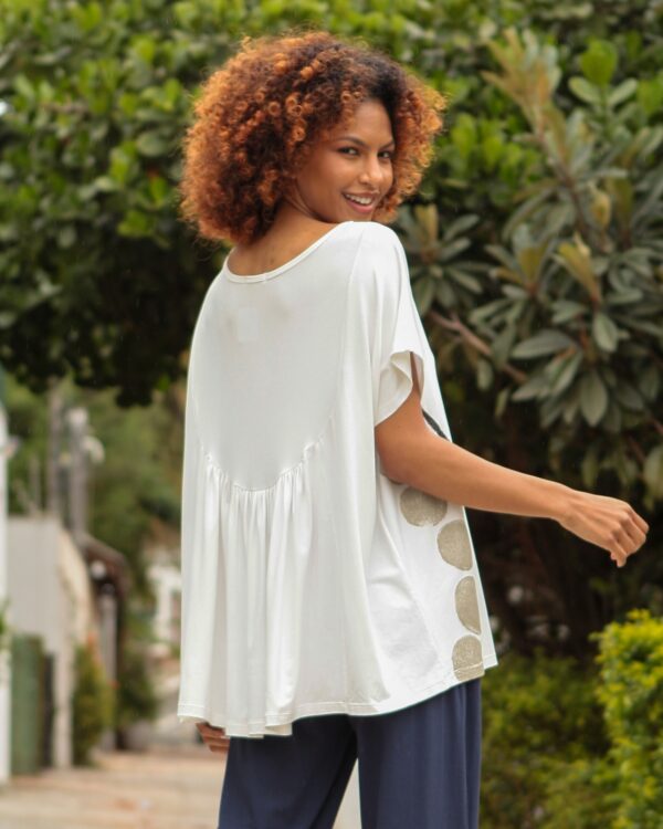Blusa Feminina Em Malha Estampada - Imagem 5