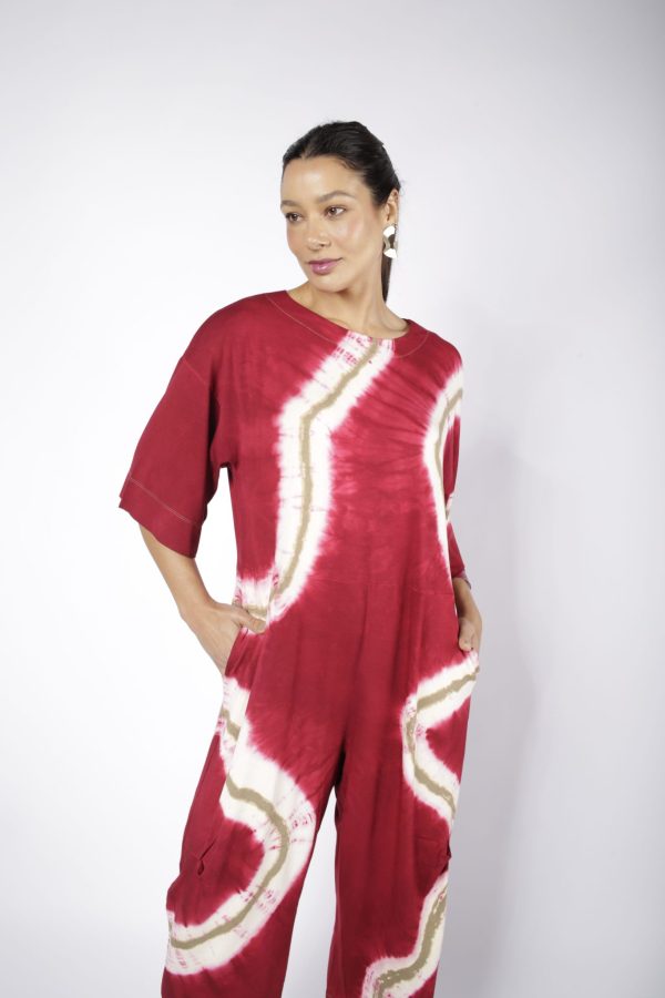 Macacão Feminino Em Malha Estampado Com Bolsos - Cereja - Imagem 2