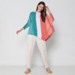 Blusa Feminina Em Malha Estampada Mangas Compridas - Branca - Imagem 2