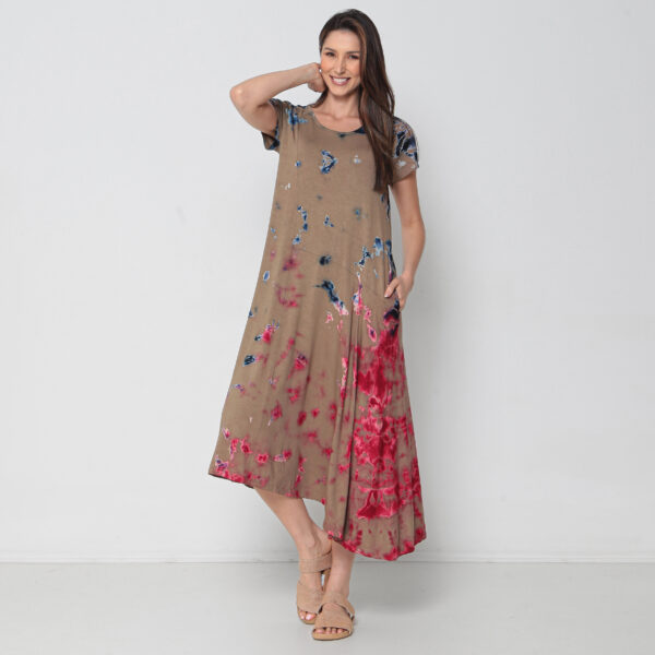 Vestido Em Malha Estampado Com Bolsos E Mangas Curtas - Tie Dye - Imagem 4