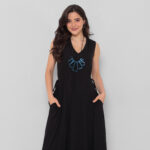 Vestido Em Malha Regata E Decote V Com Bolsos - Preto - Imagem 3