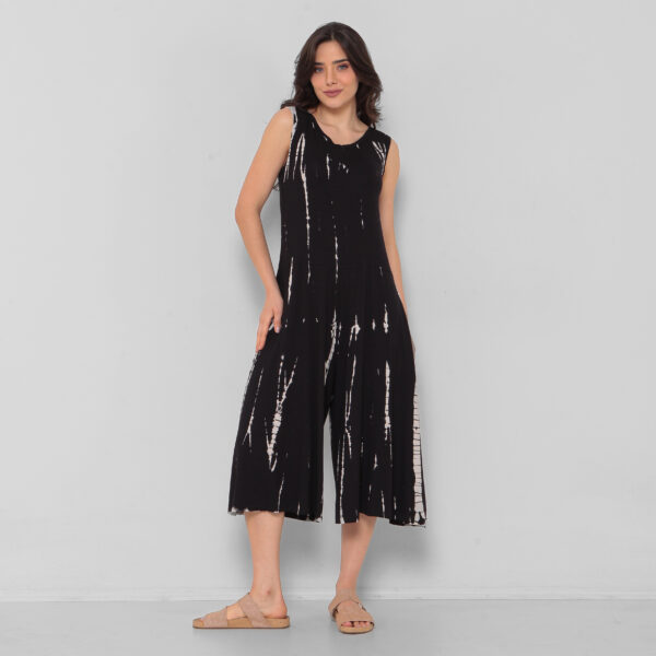 Macacão Feminino Em Malha Estampado Sem Mangas Com Bolsos - Preto - Imagem 1