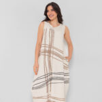 Vestido Em Malha Estampado Sem Mangas Com Bolsos - Areia - Imagem 3