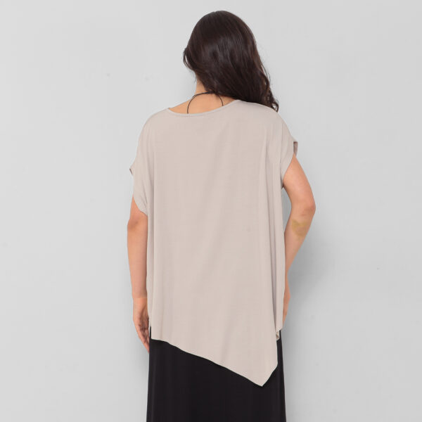 Blusa Feminina Em Malha Mangas Curtas - Imagem 9