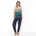 Blusa Feminina Em Malha Estampada Com Mangas Curtas - Areia