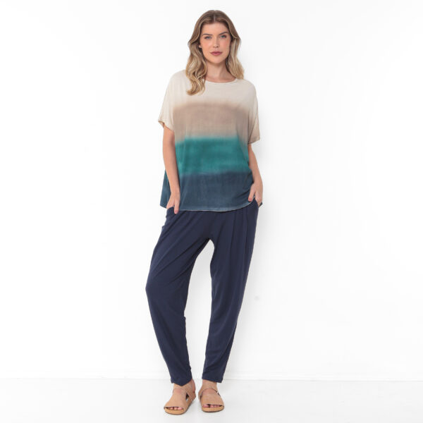 Blusa Feminina Em Malha Estampada Com Mangas Curtas - Areia - Imagem 1