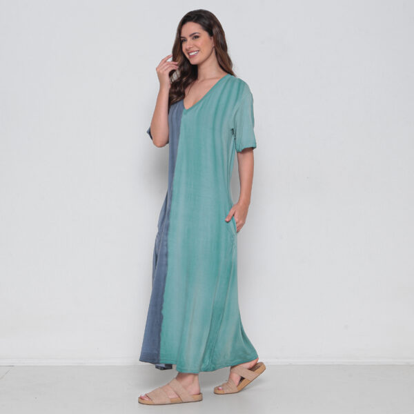 Vestido Em Malha Estampado Decote V Com Bolsos E Mangas Curtas - Bicolor - Imagem 4