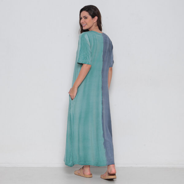 Vestido Em Malha Estampado Decote V Com Bolsos E Mangas Curtas - Bicolor - Imagem 5