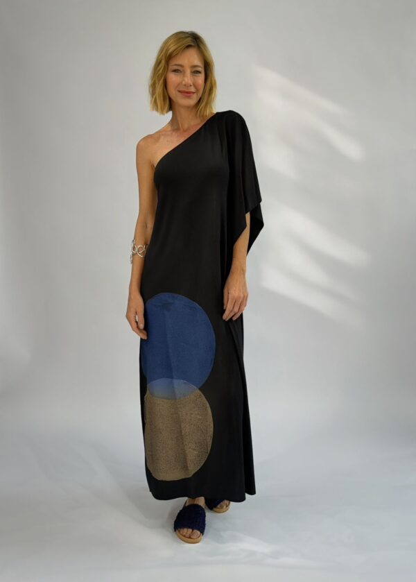 Kaftan Em Malha Estampada Ombro Único - Preto - Imagem 1