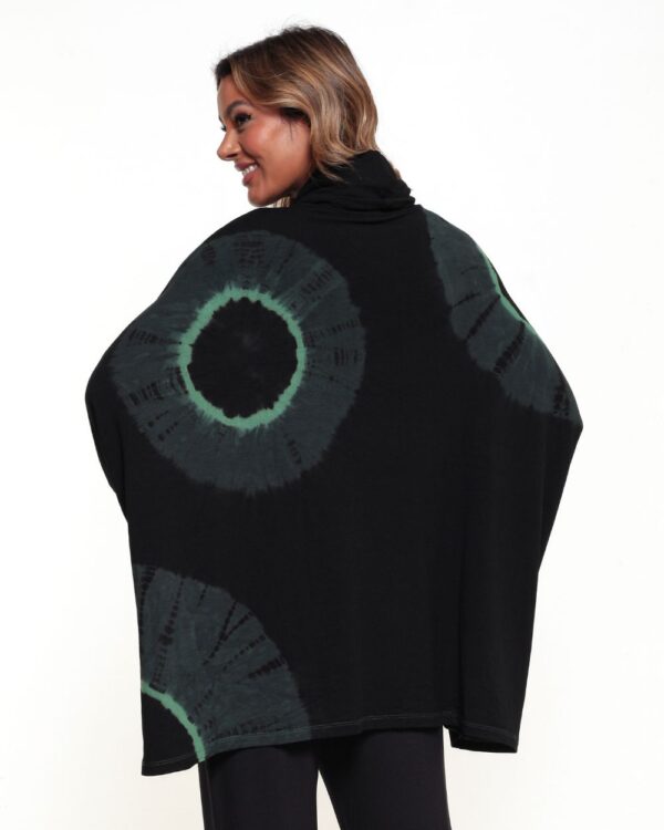 Poncho Em Malha Estampado Gola Rolê E Mangas Compridas - Verde Musgo - Imagem 4