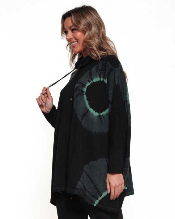 Poncho Em Malha Estampado Gola Rolê E Mangas Compridas - Verde Musgo - Imagem 2