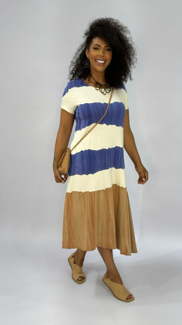 Vestido Em Malha Estampado Com Bolsos E Mangas Curtas - Areia