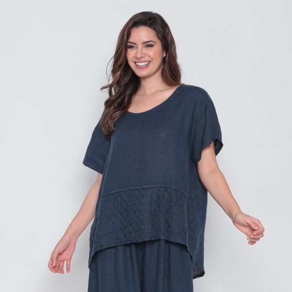 Conjunto Em Linho Com Bolsos E Detalhes Em Renda - Imagem 4