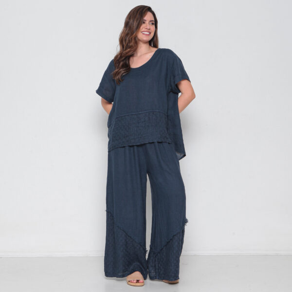 Conjunto Em Linho Com Bolsos E Detalhes Em Renda - Imagem 1