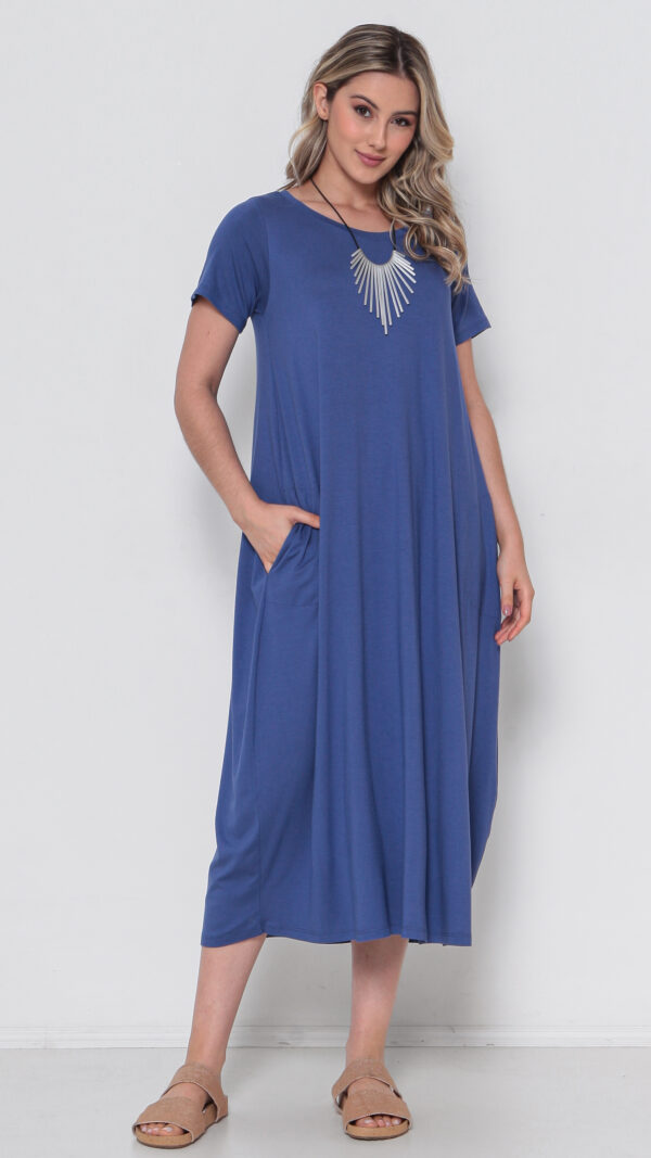 Vestido Em Malha Com Bolsos E Mangas Curtas