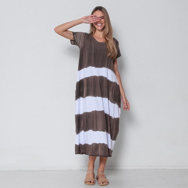 Vestido Em Malha Estampado Com Bolsos E Mangas Curtas - Marrom - Imagem 1
