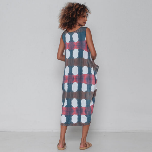 Vestido Tie Dye em Malha sem Manga - Xadrez Italy - Imagem 5