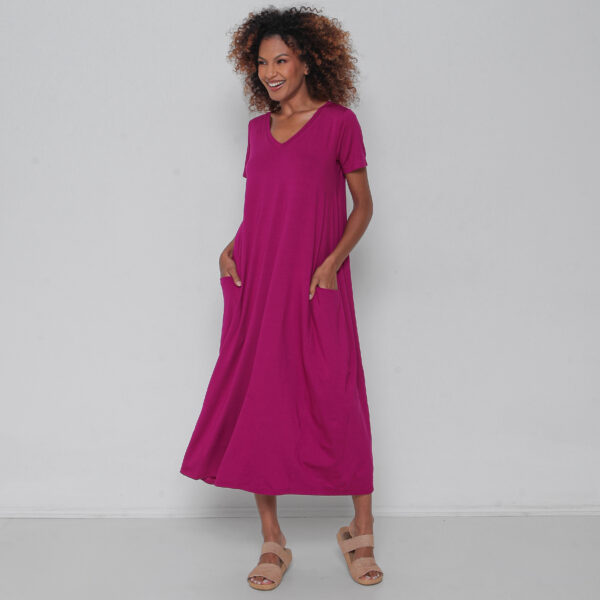 Vestido Liso em Malha Manga Curta Decote V - FUSCIA - Imagem 3