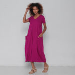 Vestido Liso em Malha Manga Curta Decote V - Fucsia - Imagem 4
