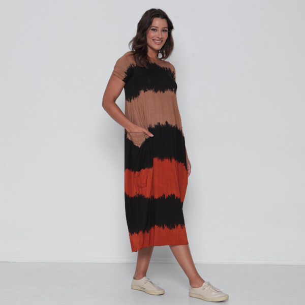 Vestido Tie Dye em Malha Manga Curta - Preto - Imagem 4