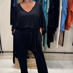 Macacão Feminino em Malha Decote V