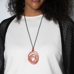 Colar Monica Krexa em Alumínio - Pêssego