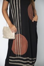Vestido em Malha Manga Curta Preto - Estampado - Imagem 3