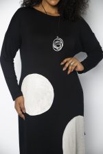 Vestido em Malha Estampado Bolas - Preto - Imagem 2