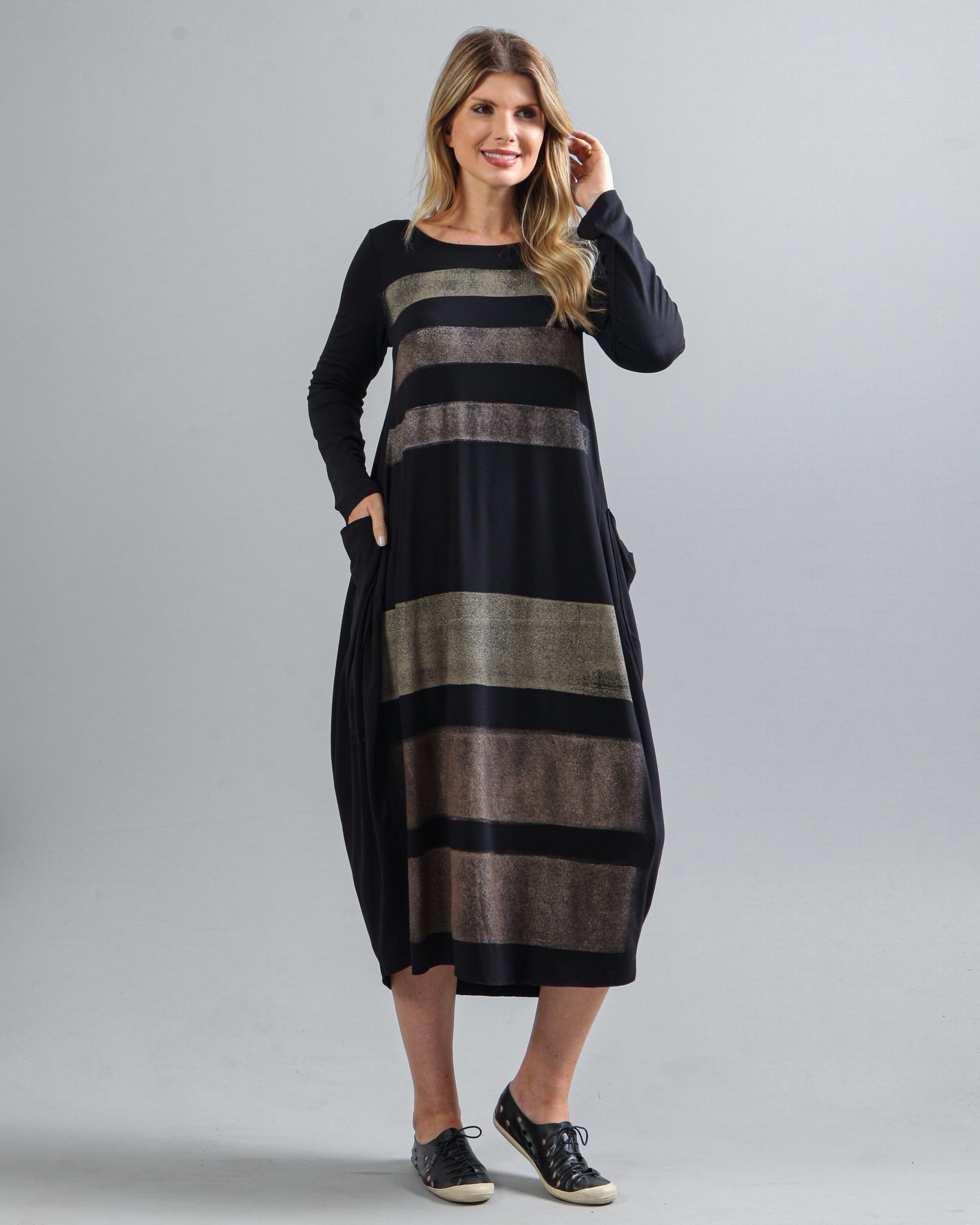 IMG_9444 Vestido em Malha Estampado Manga Longa - Preto - Imagem 1