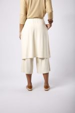 Calça Feminina Em Malha Com Bolsos Nas Laterais - Imagem 8