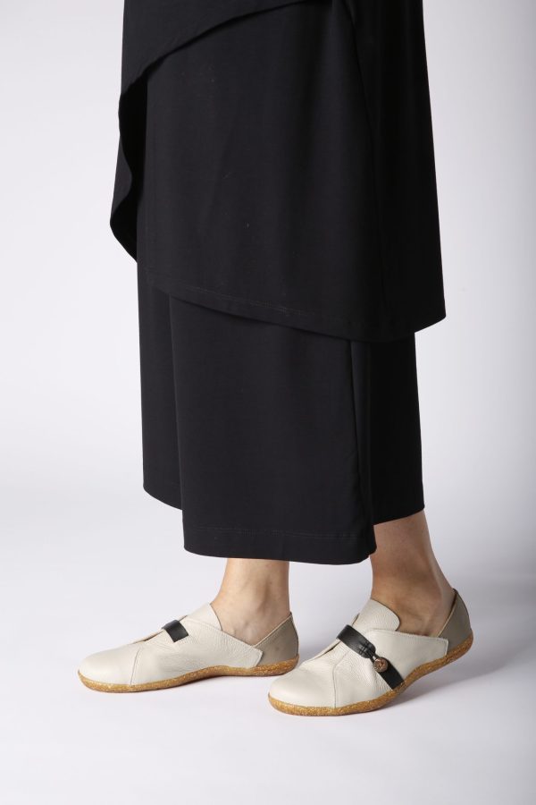 Tênis Feminino em Couro - Mármore / Branco - Imagem 4