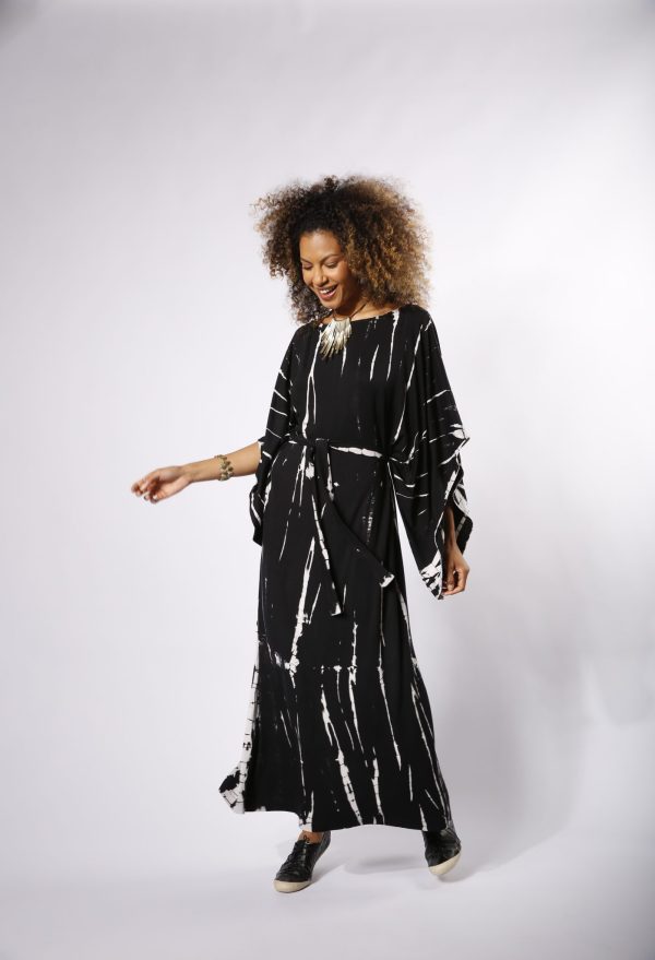 Vestido Maiorca Com Manga Curta - Preto - Imagem 3