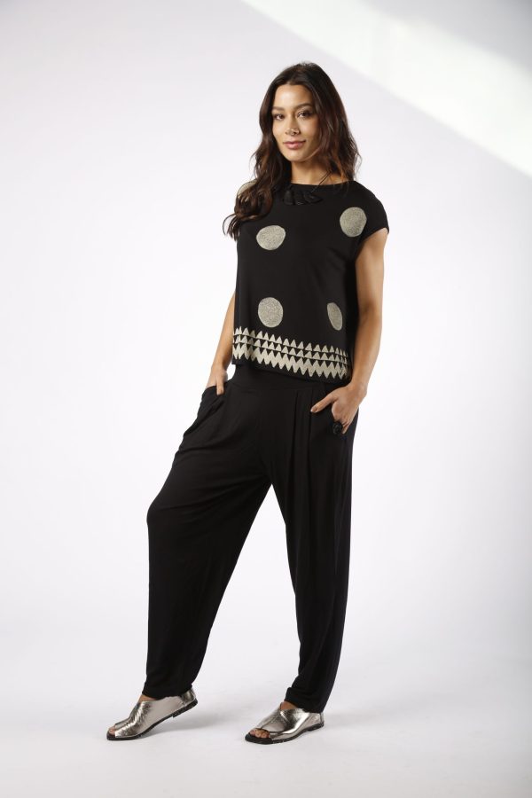 Blusa Tokyo Com Manga Curta Flórida - Preto - Imagem 4