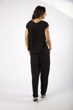 Blusa Tokyo Com Manga Curta Flórida - Preto - Imagem 5