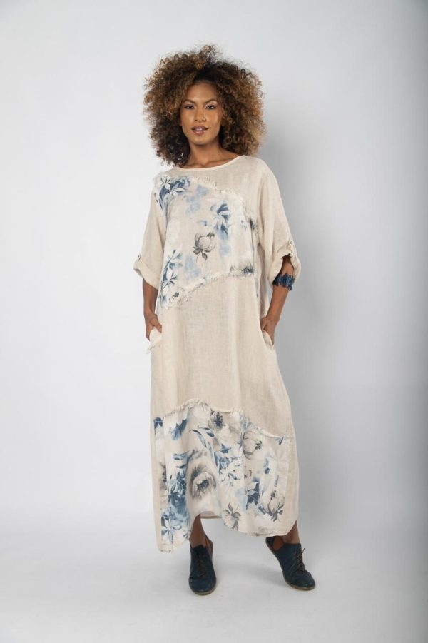 Vestido Em Linho Com Recortes Florais - Imagem 4