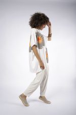 Blusa Feminina Em Malha Manga Curta - Bolas - Imagem 3